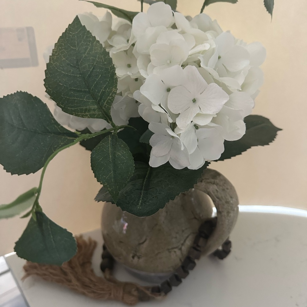 Elegant White Floral Arrangement in Ceramic Vase - Picture 3 of 6